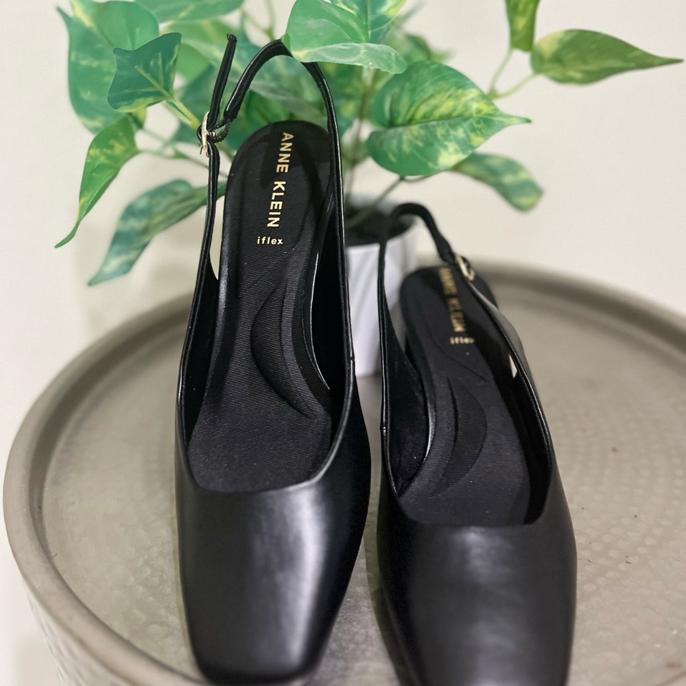 Anne Klein Black Slingback Heels